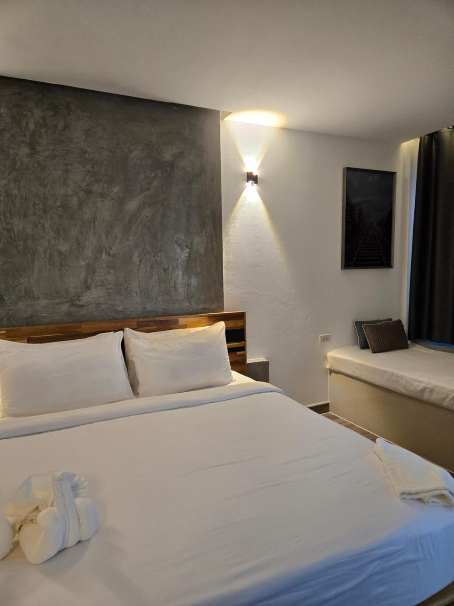 Tt Naiyang Beach Phuket Nai Yang Beach Eksteriør bilde